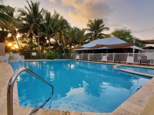 Piscina, Combate Beach Resort in Cabo Rojo