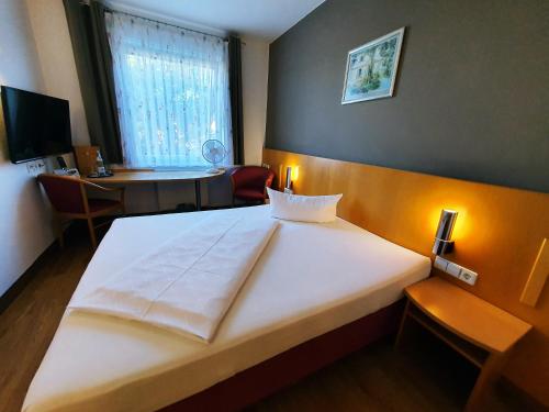 Hotel SunParc - SHUTTLE zum Europa-Park Rust 4km & Rulantica 2km