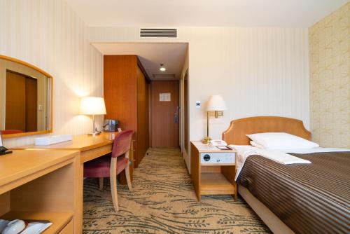 Hotel Okura Niigata Room Type - Economy Double Room - Smoking