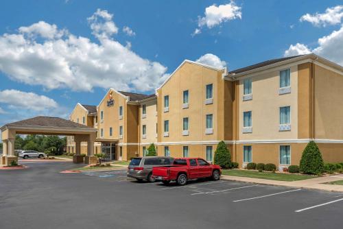 Comfort Inn & Suites Bryant - Benton