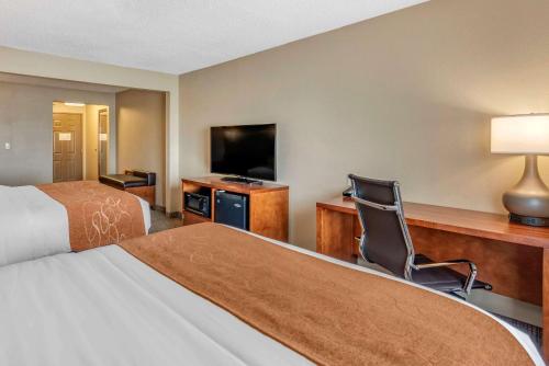 Comfort Suites Terre Haute University Area