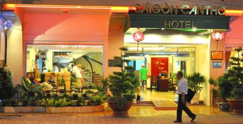 Entrance, Saigon Can Tho Hotel near Ninh Kieu Wharf