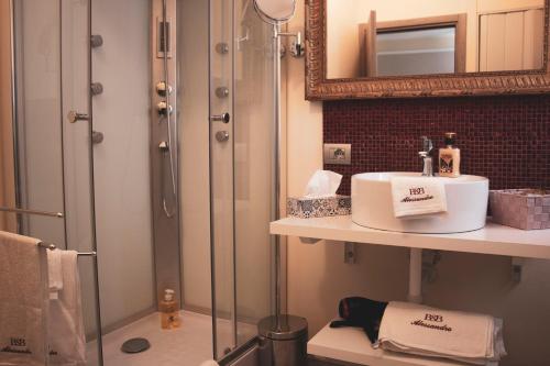 B&B Alessandro Room Type - Deluxe Double Room
