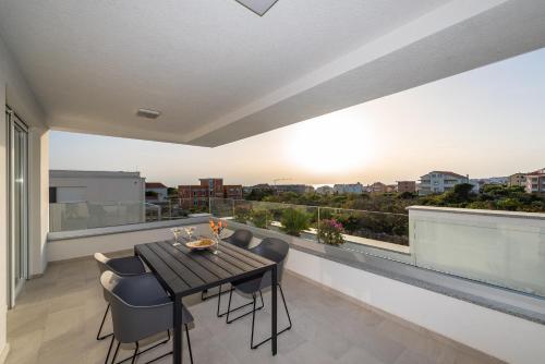 Comfort One-Bedroom Apartment with Terrace