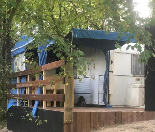 Privatisation du domaine cottage Lamothe-Capdeville
