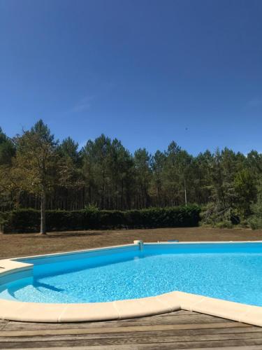 Maison avec piscine proche Soustons gîte à louer Magescq