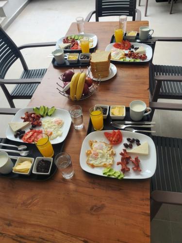 Hotel Citrus - image 8