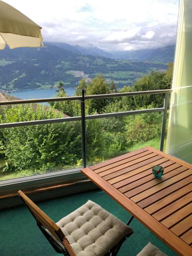 Wohnung mit See und Bergsicht im vier Sterne Hotel, Beatenberg (foto 4)