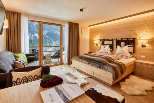 268914272 Hotel Cristallo - Wellness Mountain Living