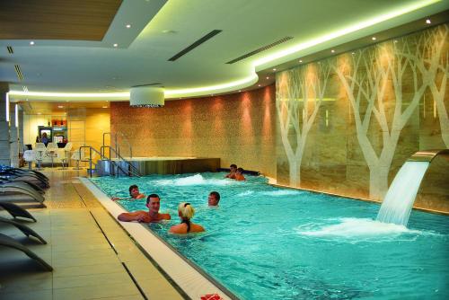 Swimming pool, Antonie Hotel****superior in Frydlant