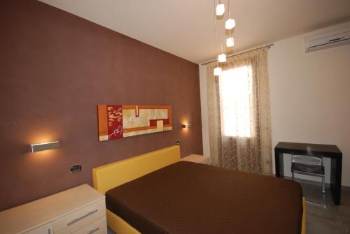 Double Room image 2