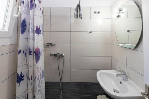 Litsa Rooms - image 14