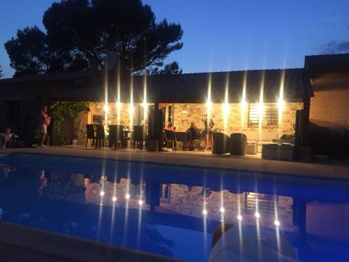 villa savoir vivre chambre d'hôte Besse-sur-Issole