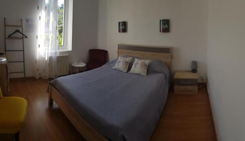 CHEZ VERO - Chambre d'hôte privée - proche Cassis Ste Baume Marseille Le Castelet Agora - parking clos -