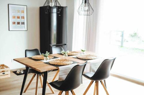 Seeblick & Terrasse! Moderne Ferienwohnung 96qm, Großräschen (zdjęcie 6)