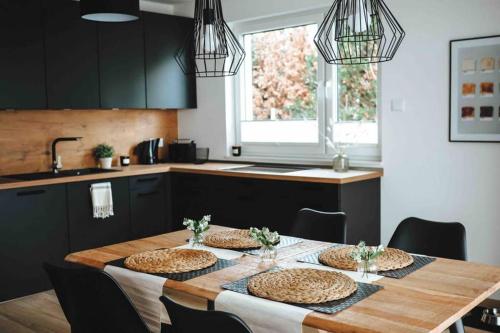 Seeblick & Terrasse! Moderne Ferienwohnung 96qm, Großräschen (zdjęcie 3)