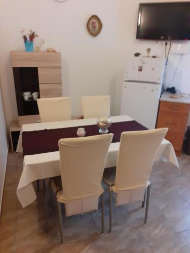 keuken, IVA apartments in Polje