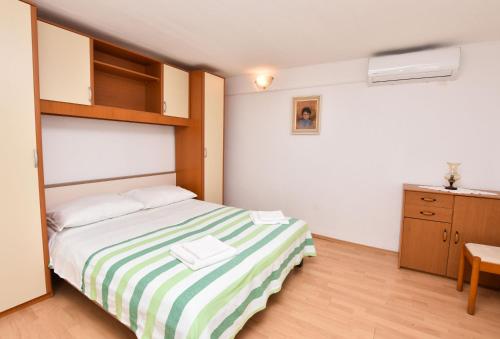 Apartments Zdenka - image 13