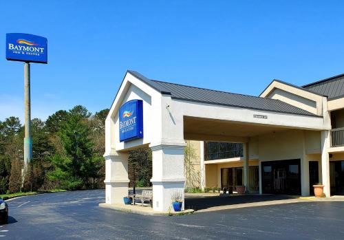 Entree, Baymont by Wyndham London KY in London (KY)