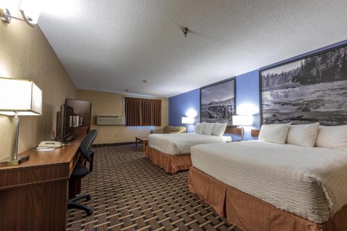 Super 8 by Wyndham Kamloops On The Hill - image 12