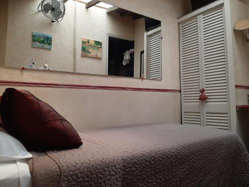 Economy Single Room image 2