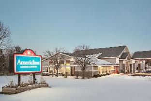 AmericInn by Wyndham Douglas/Saugatuck