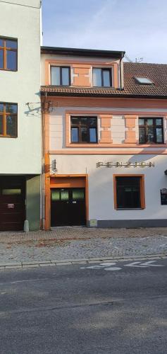 B&B Pardubice - Penzion U Kohoutka - Bed and Breakfast Pardubice