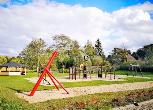Ferienwohnung mit Terrasse - image 2