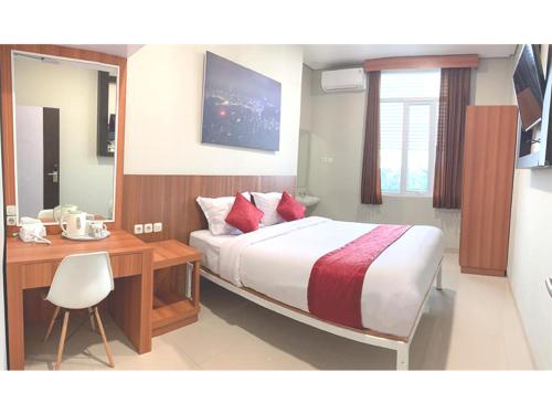 surya hotel resort jalan raya desa kemutug lor purwokerto indonesia id 53151 terrace inn and 1911