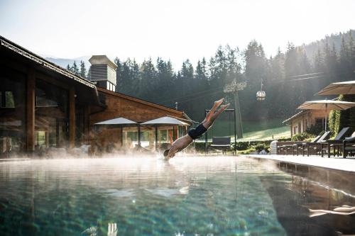 BAD MOOS - Dolomites Spa Resort - Hotel - Sexten / Sesto