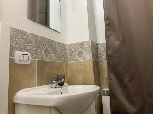  "In canoa Inn" Luxury Apartments Gruppo Albergo Lamanna in Taranto