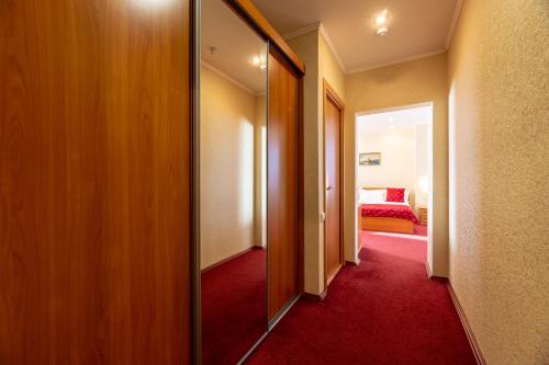 Parus Hotel - image 7