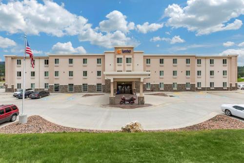 Comfort Inn & Suites Near Mt Rushmore