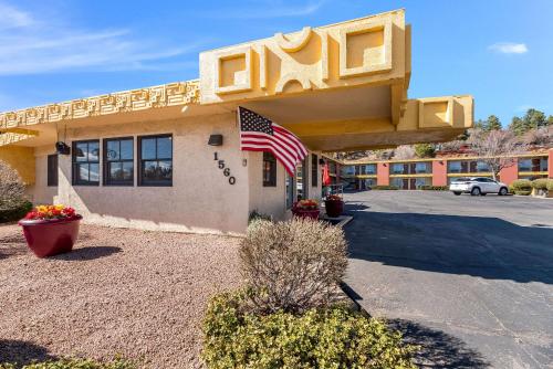 Econo Lodge Flagstaff Route 66 - Accommodation - Flagstaff