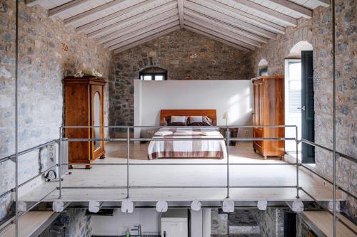 1BDR Loft in Stone Tower, majestic view in Mani