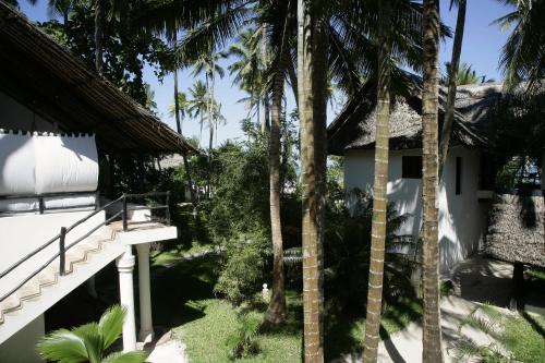Garden, Kusini Beach Cottages in Mombasa
