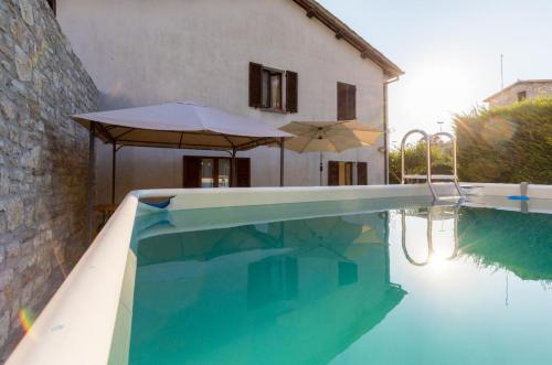 Borgo Santa Lucia Apartment with Private Parking & Garden