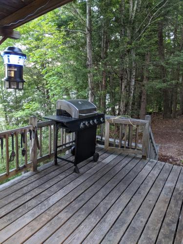 Panoramic Water Views , cozy house in Henniker ,NH