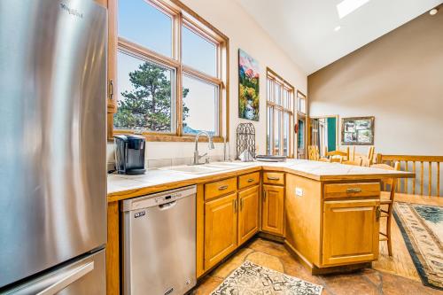 Cascade Home - image 8