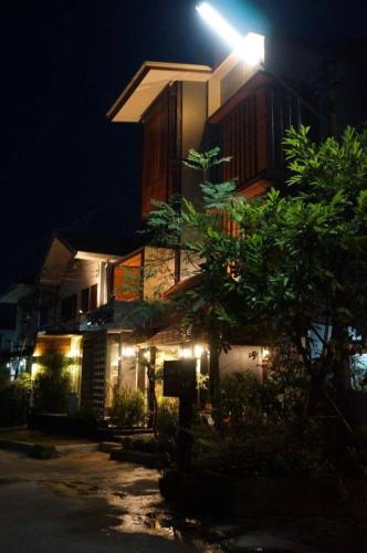 L'NER chiang mai - 출입구