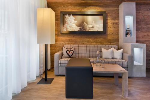 PETE - Alpine Boutique Hotel - image 11