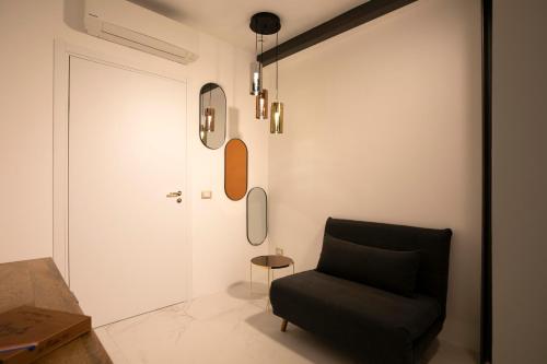 Deluxe Studio image 10