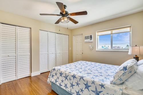 Turtle Beach Retreat - image 8