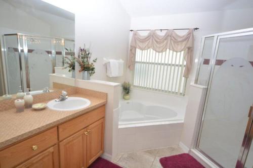 322610 4-Bed Disney Area Home w/Games Room/SPA - image 7