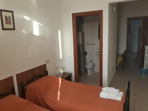 Triple Room with Bathroom