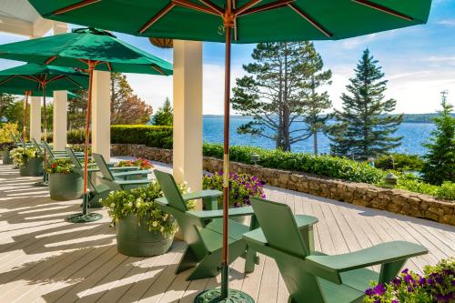 Spruce Point Inn Resort & Spa