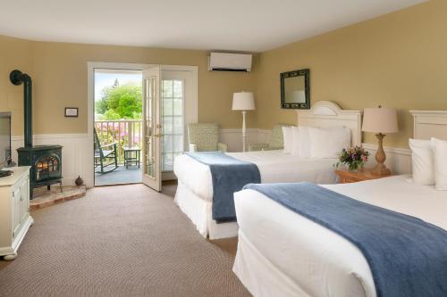 Spruce Point Inn Resort & Spa