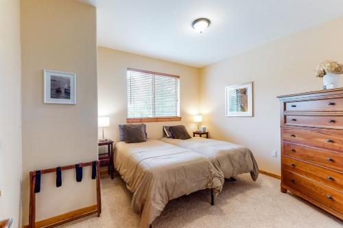 Comfortable and Convenient Truckee Condo