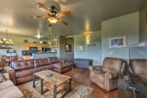 Show Low Retreat with Deck, Grill and Mountain Views
