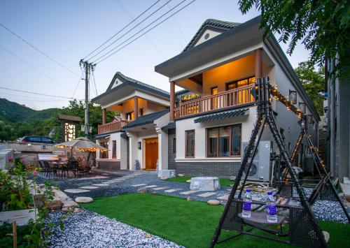 Great Wall Inn